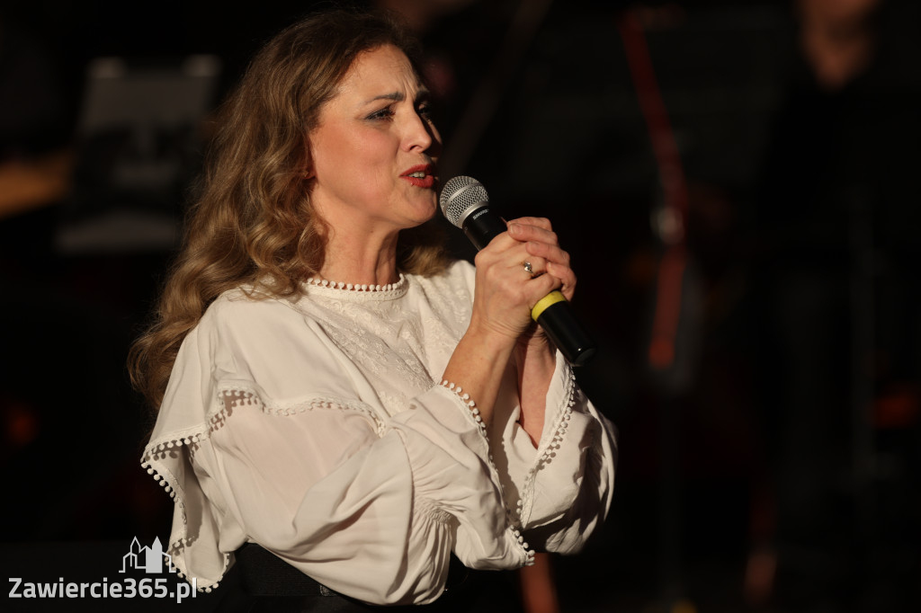 Fotorelacja: Święto Niepodległości w Pałacyku nad Wartą w Zawierciu Kromołowie