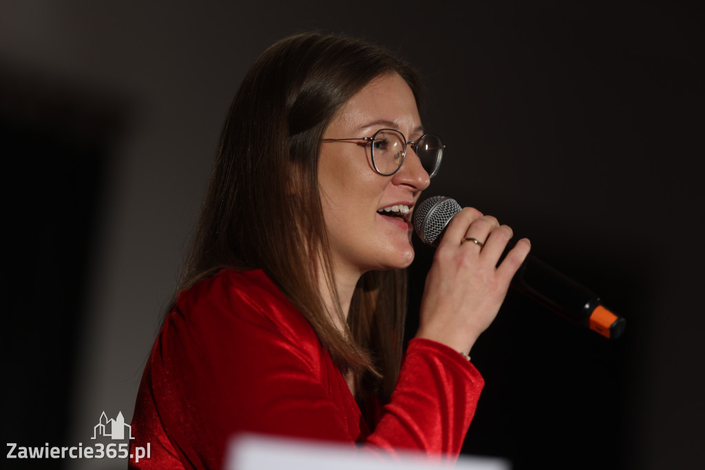 Fotorelacja: Święto Niepodległości w Pałacyku nad Wartą w Zawierciu Kromołowie