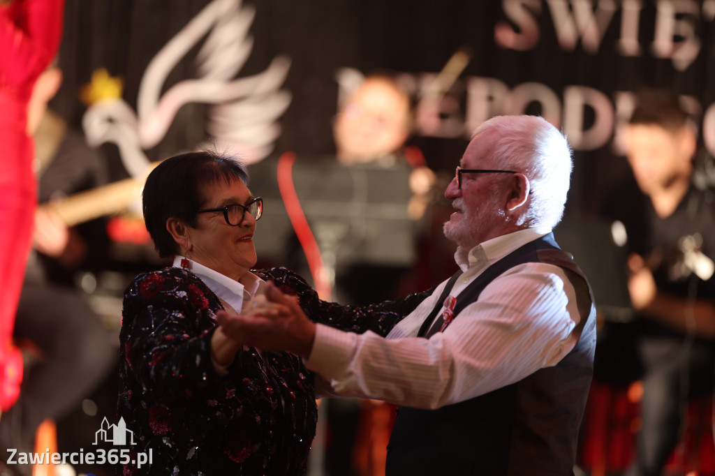 Fotorelacja: Święto Niepodległości w Pałacyku nad Wartą w Zawierciu Kromołowie