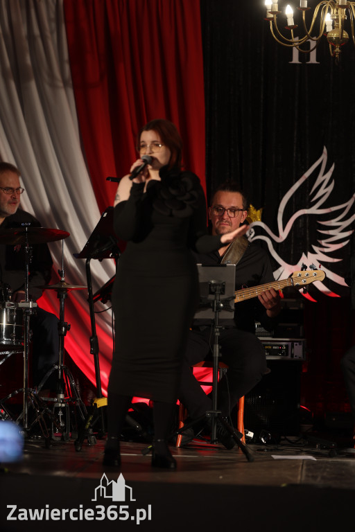 Fotorelacja: Święto Niepodległości w Pałacyku nad Wartą w Zawierciu Kromołowie