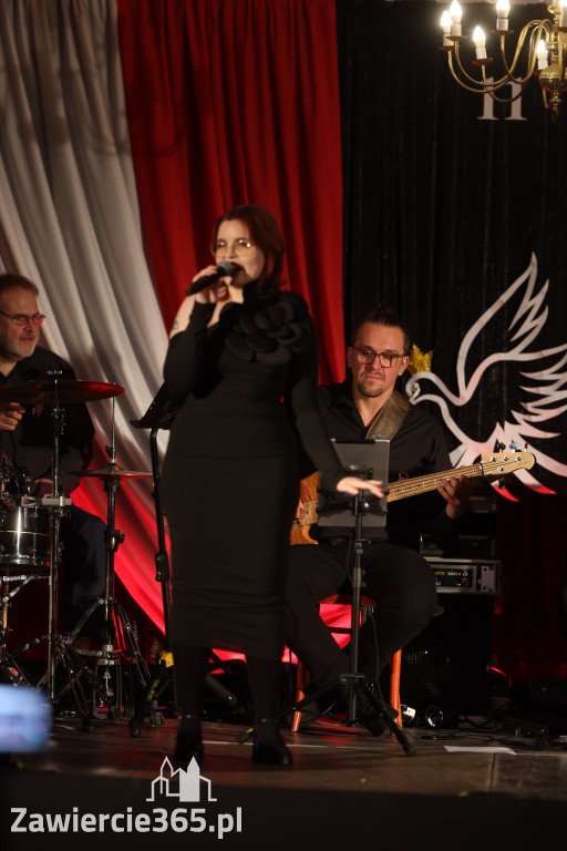 Fotorelacja: Święto Niepodległości w Pałacyku nad Wartą w Zawierciu Kromołowie