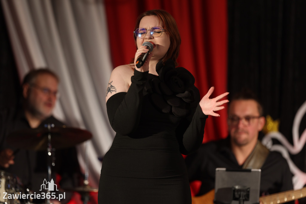 Fotorelacja: Święto Niepodległości w Pałacyku nad Wartą w Zawierciu Kromołowie