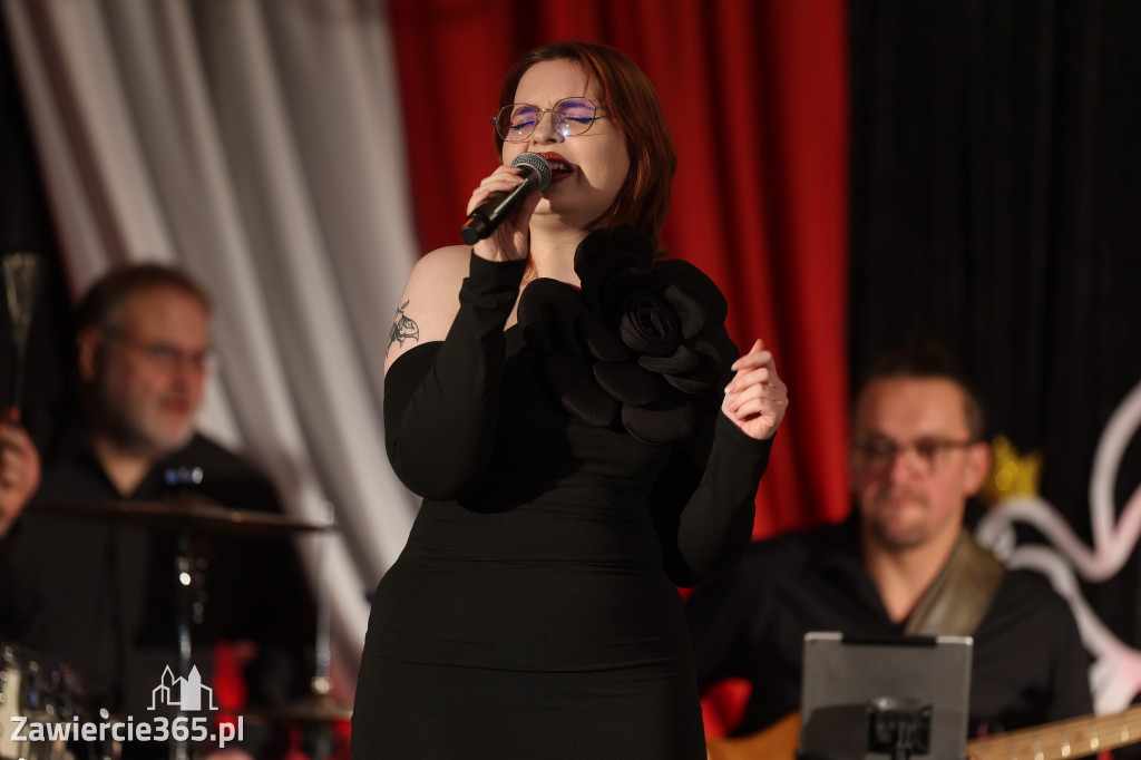 Fotorelacja: Święto Niepodległości w Pałacyku nad Wartą w Zawierciu Kromołowie