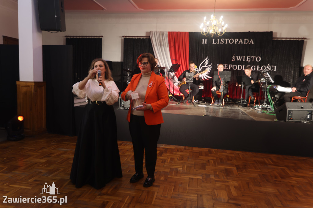 Fotorelacja: Święto Niepodległości w Pałacyku nad Wartą w Zawierciu Kromołowie