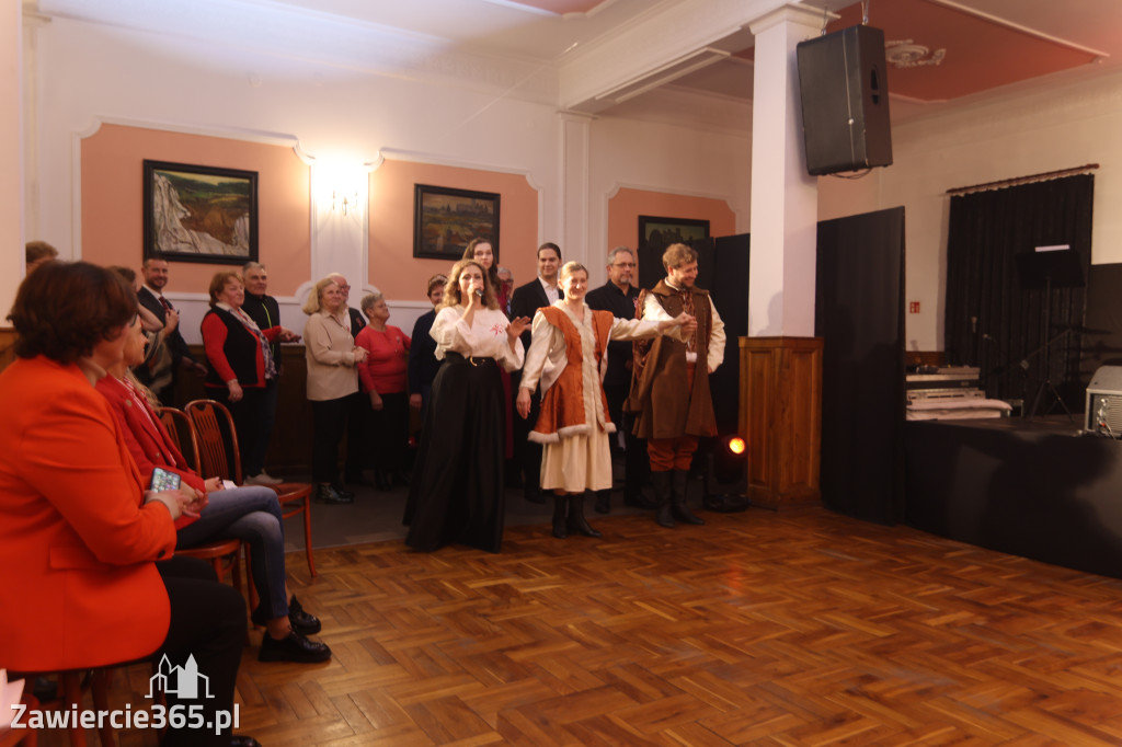 Fotorelacja: Święto Niepodległości w Pałacyku nad Wartą w Zawierciu Kromołowie