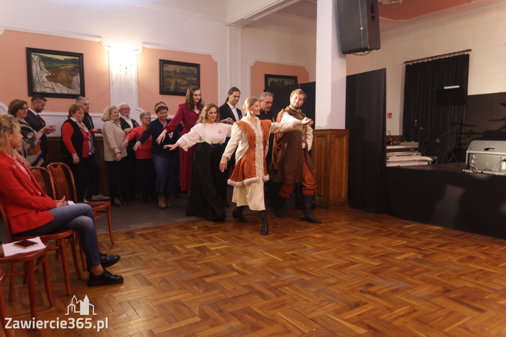 Fotorelacja: Święto Niepodległości w Pałacyku nad Wartą w Zawierciu Kromołowie