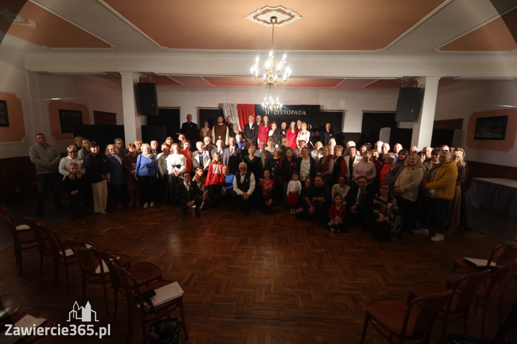 Fotorelacja: Święto Niepodległości w Pałacyku nad Wartą w Zawierciu Kromołowie