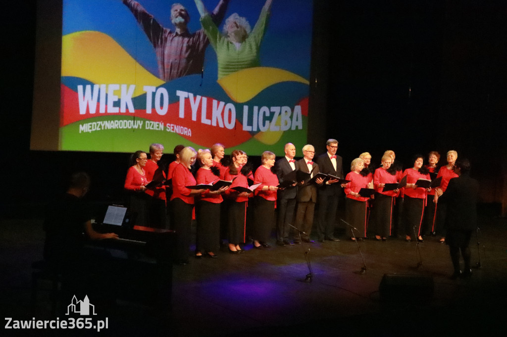 Fotorelacja: Międzynarodowy Dzień Seniora w MOK Zawiercie