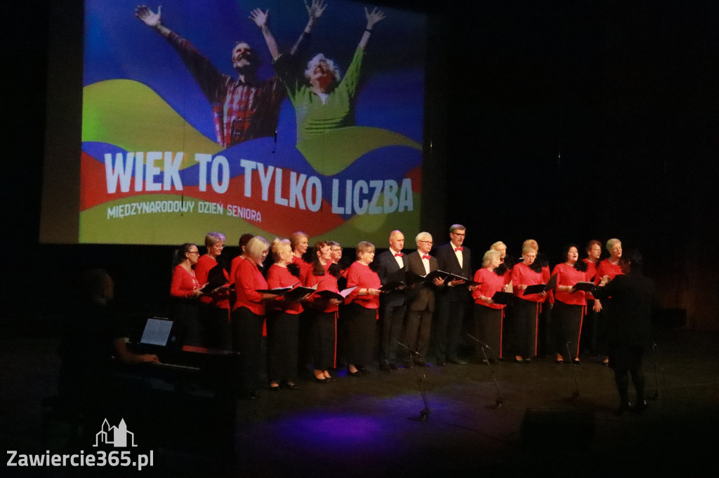 Fotorelacja: Międzynarodowy Dzień Seniora w MOK Zawiercie