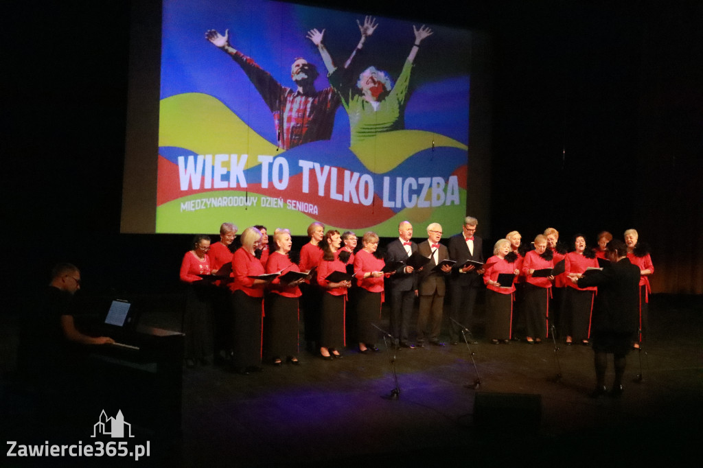 Fotorelacja: Międzynarodowy Dzień Seniora w MOK Zawiercie