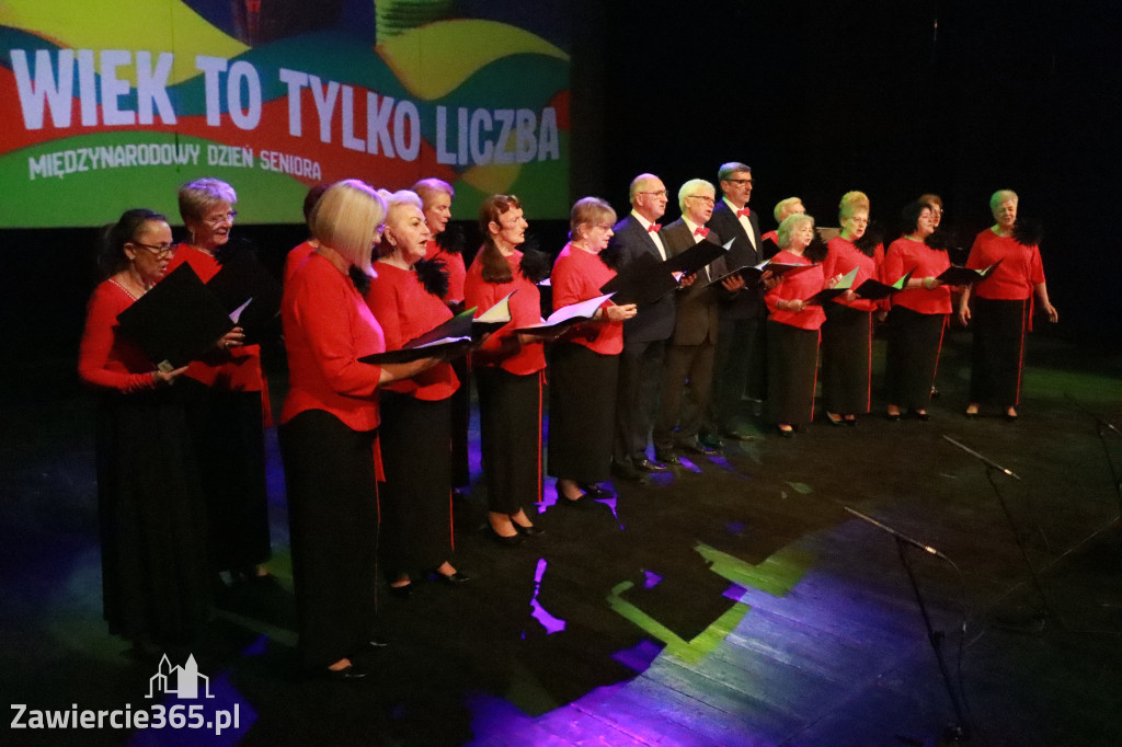 Fotorelacja: Międzynarodowy Dzień Seniora w MOK Zawiercie