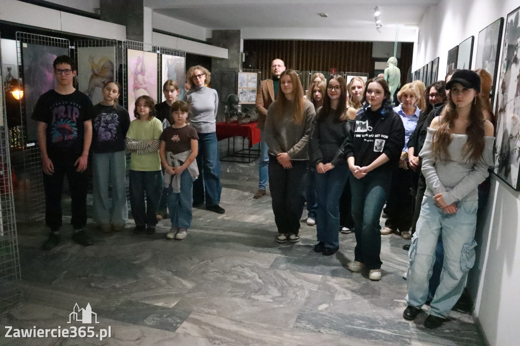 Fotorelacja: Wernisaż MIĘDZY LINIĄ A FORMĄ w MOK Zawiercie