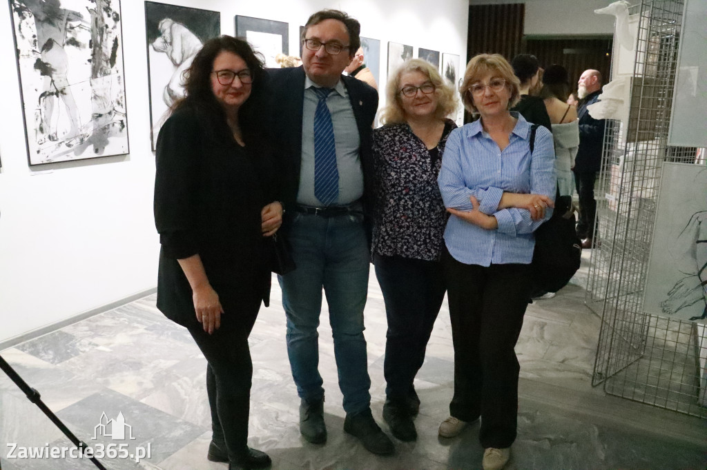 Fotorelacja: Wernisaż MIĘDZY LINIĄ A FORMĄ w MOK Zawiercie