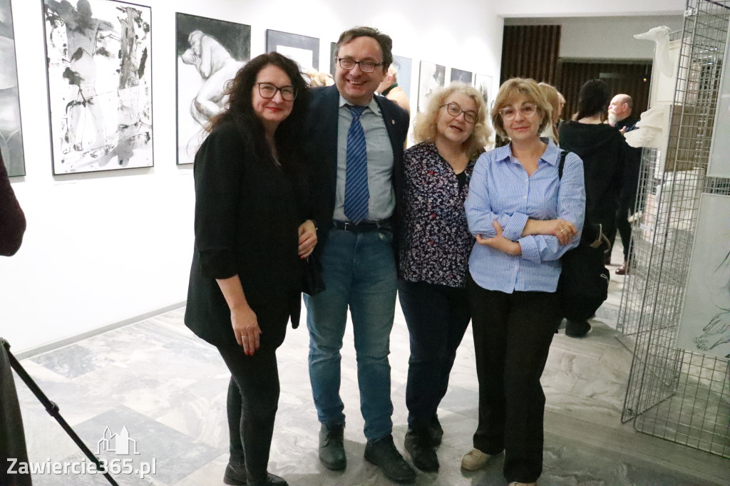 Fotorelacja: Wernisaż MIĘDZY LINIĄ A FORMĄ w MOK Zawiercie