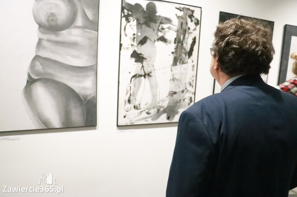 Fotorelacja: Wernisaż MIĘDZY LINIĄ A FORMĄ w MOK Zawiercie