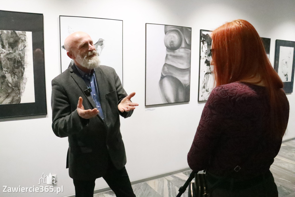 Fotorelacja: Wernisaż MIĘDZY LINIĄ A FORMĄ w MOK Zawiercie