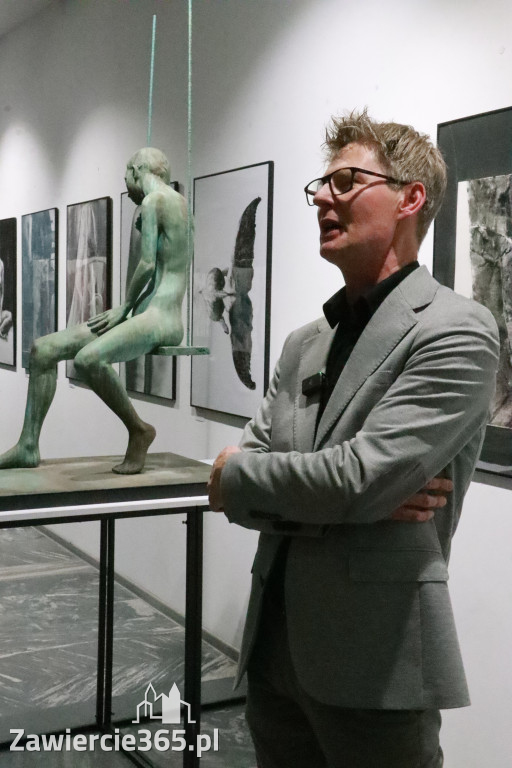 Fotorelacja: Wernisaż MIĘDZY LINIĄ A FORMĄ w MOK Zawiercie