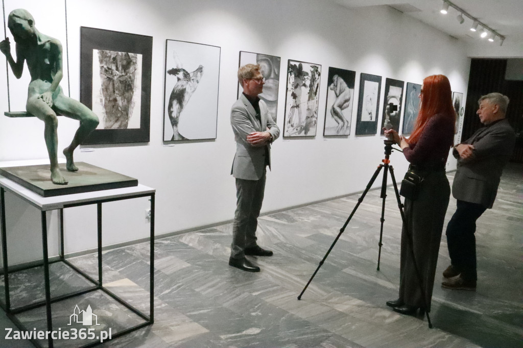 Fotorelacja: Wernisaż MIĘDZY LINIĄ A FORMĄ w MOK Zawiercie