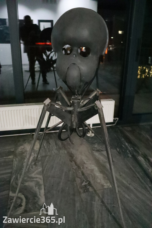 Fotorelacja: Wernisaż MIĘDZY LINIĄ A FORMĄ w MOK Zawiercie