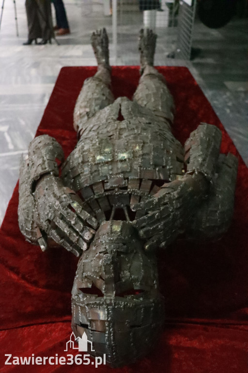 Fotorelacja: Wernisaż MIĘDZY LINIĄ A FORMĄ w MOK Zawiercie