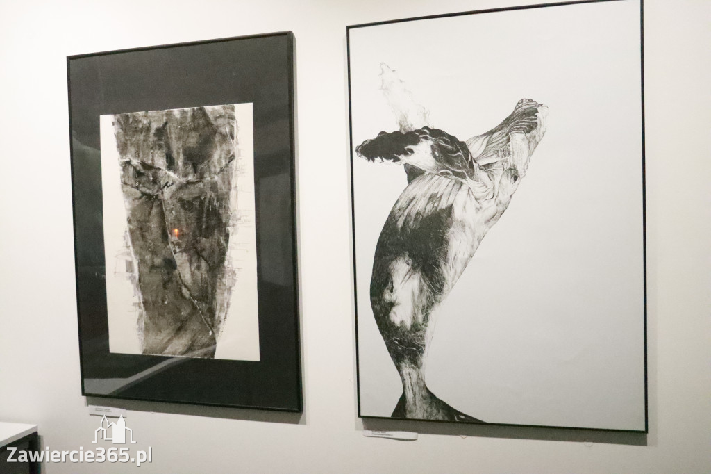 Fotorelacja: Wernisaż MIĘDZY LINIĄ A FORMĄ w MOK Zawiercie