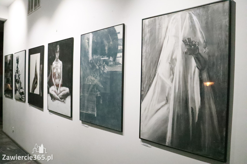 Fotorelacja: Wernisaż MIĘDZY LINIĄ A FORMĄ w MOK Zawiercie