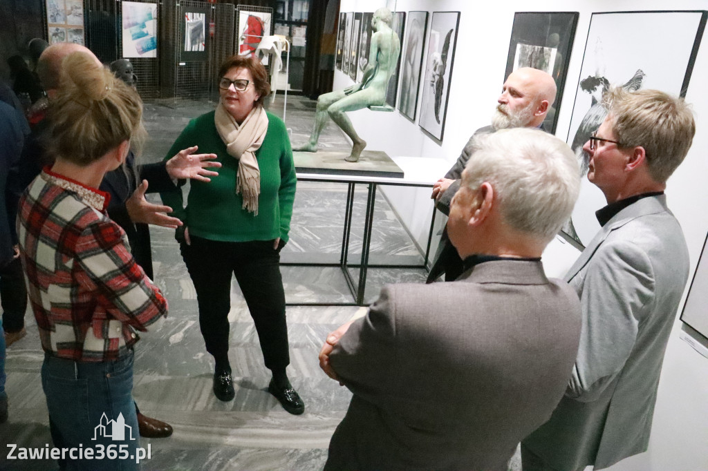 Fotorelacja: Wernisaż MIĘDZY LINIĄ A FORMĄ w MOK Zawiercie