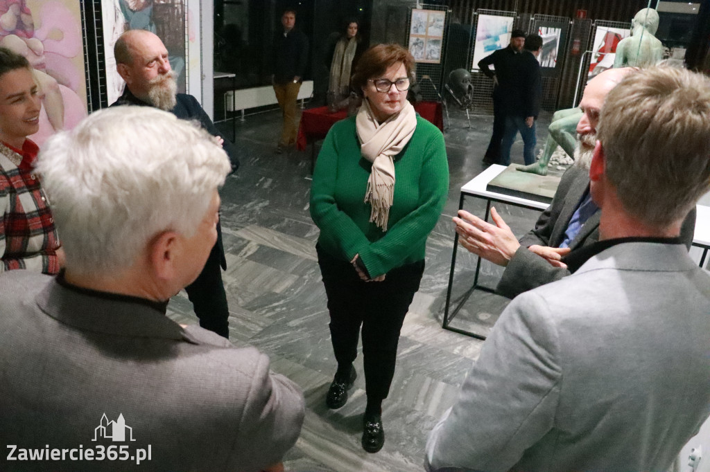 Fotorelacja: Wernisaż MIĘDZY LINIĄ A FORMĄ w MOK Zawiercie