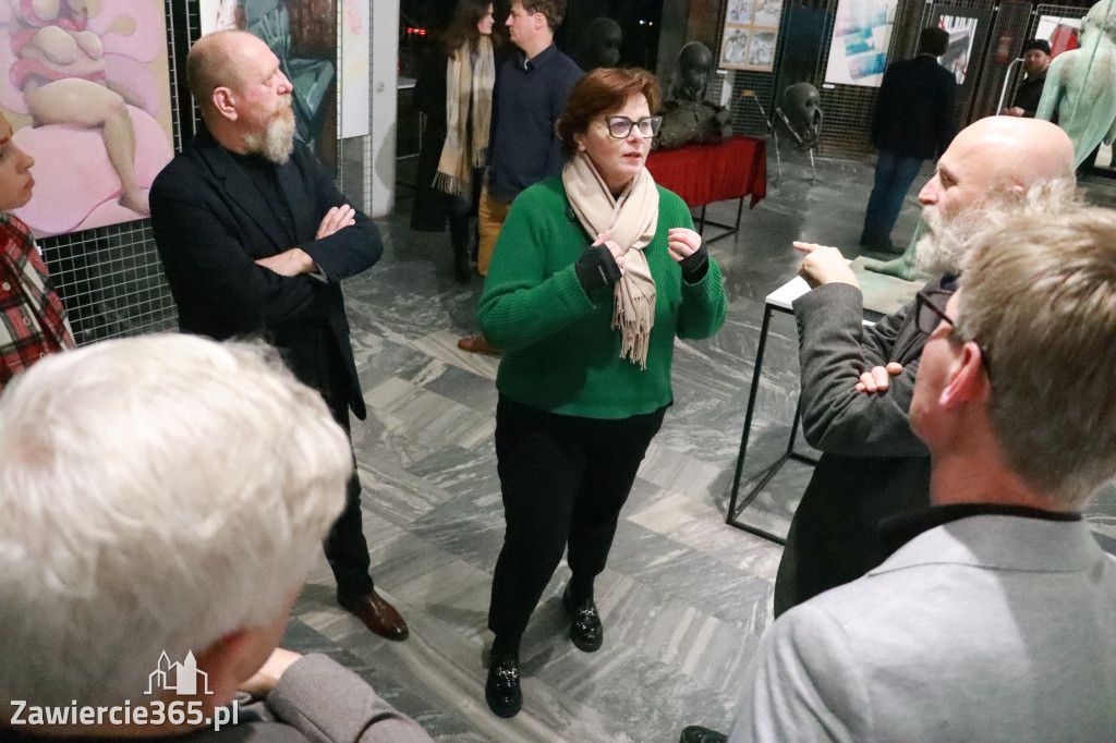 Fotorelacja: Wernisaż MIĘDZY LINIĄ A FORMĄ w MOK Zawiercie