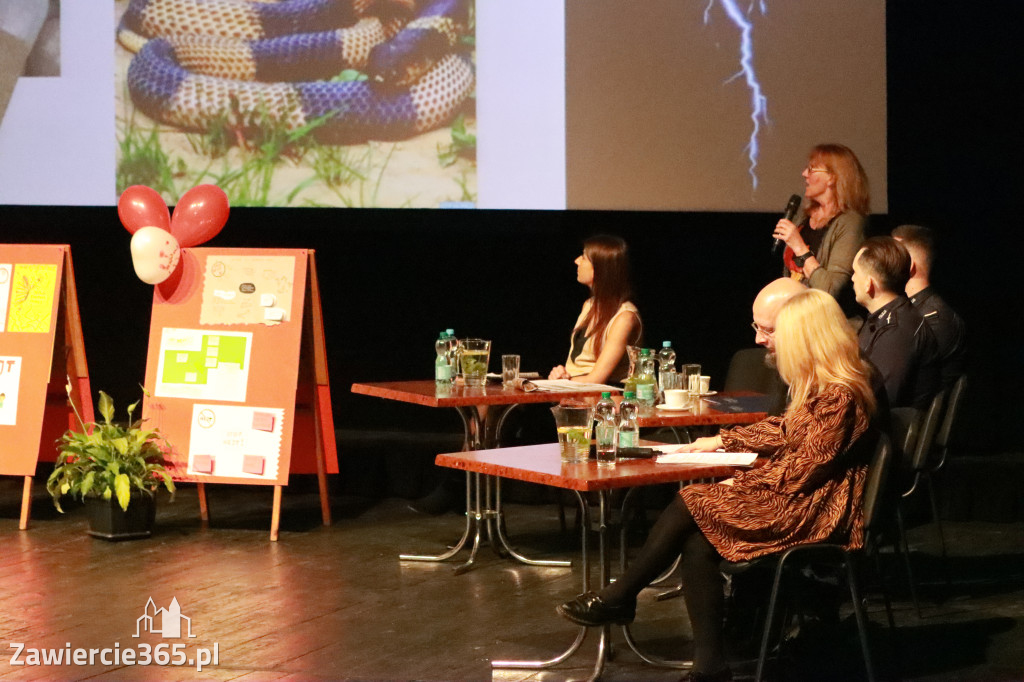 Fotorelacja: Razem przeciw mowie nienawiści w MOK Zawiercie