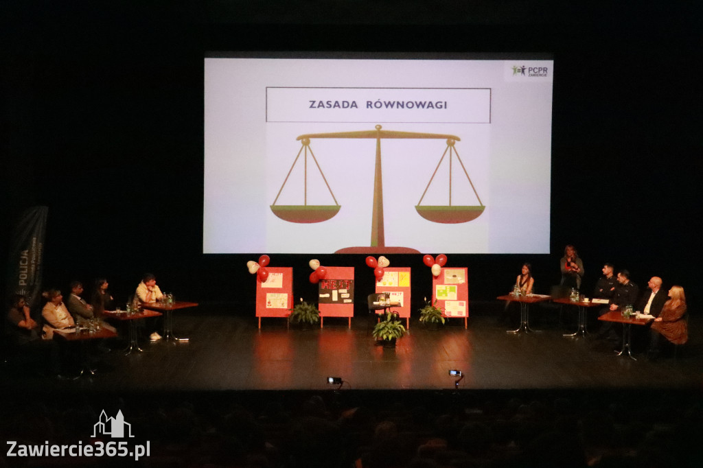 Fotorelacja: Razem przeciw mowie nienawiści w MOK Zawiercie