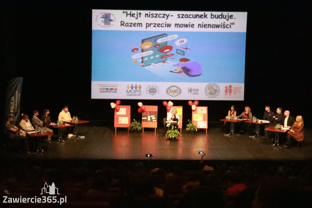 Fotorelacja: Razem przeciw mowie nienawiści w MOK Zawiercie