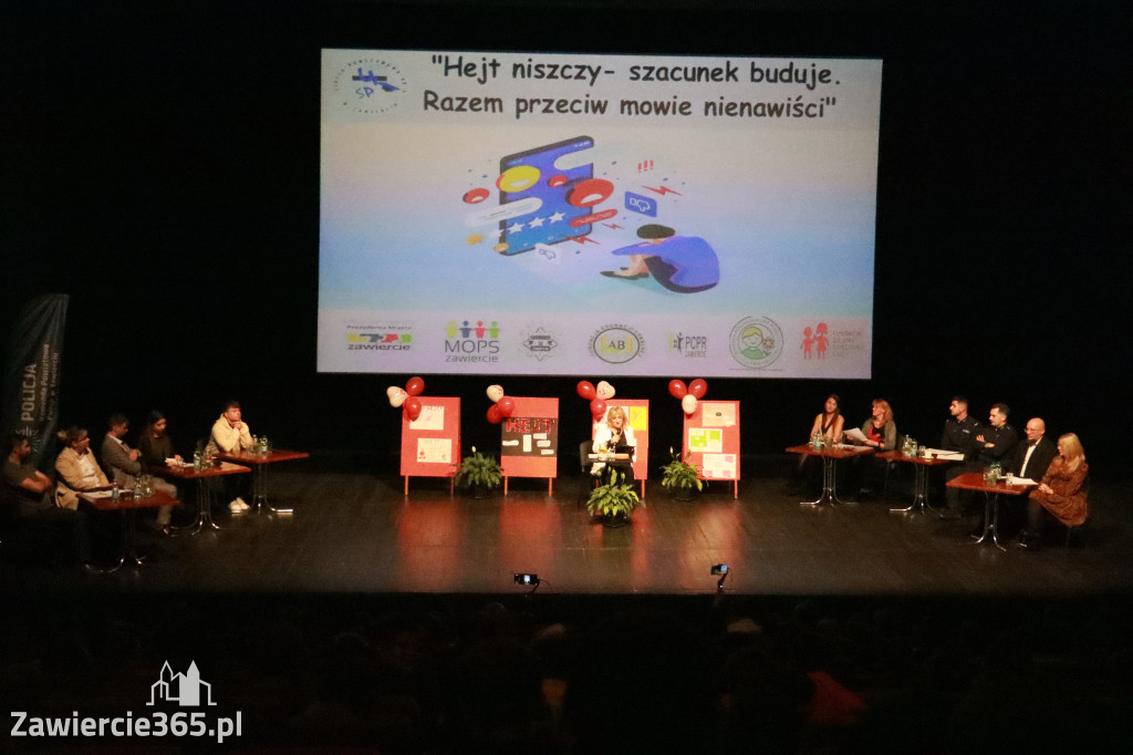 Fotorelacja: Razem przeciw mowie nienawiści w MOK Zawiercie