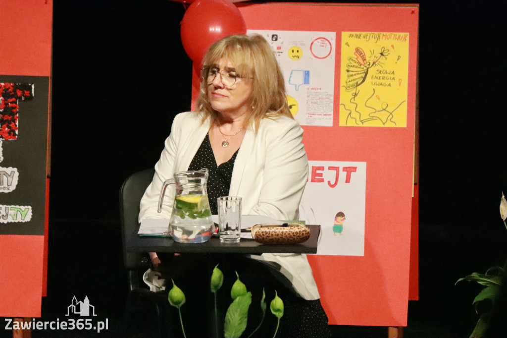 Fotorelacja: Razem przeciw mowie nienawiści w MOK Zawiercie