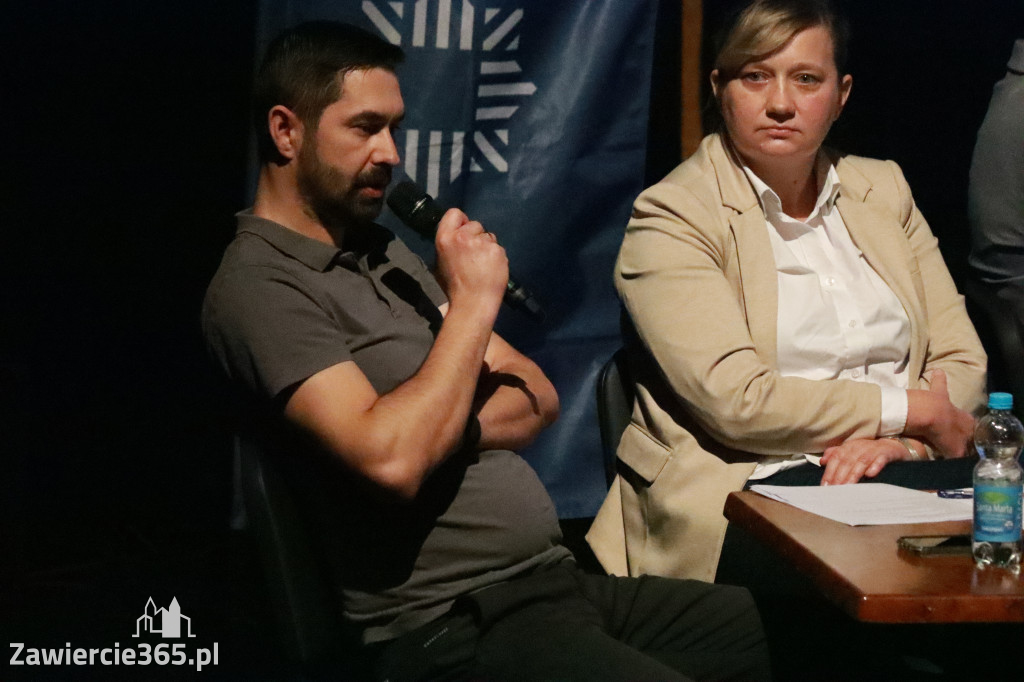 Fotorelacja: Razem przeciw mowie nienawiści w MOK Zawiercie