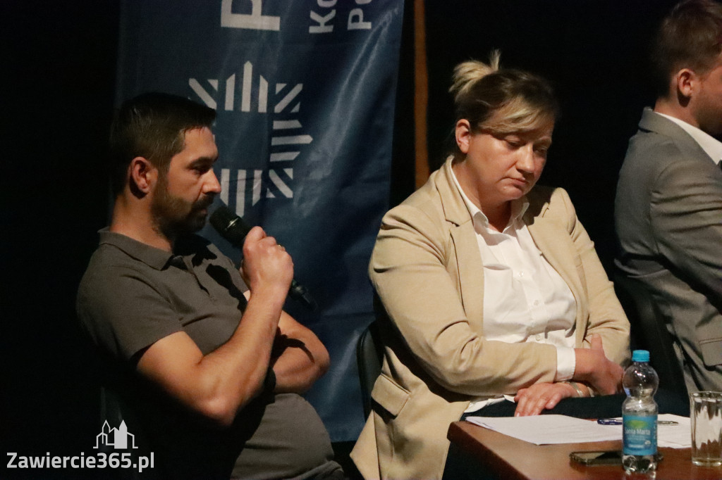 Fotorelacja: Razem przeciw mowie nienawiści w MOK Zawiercie