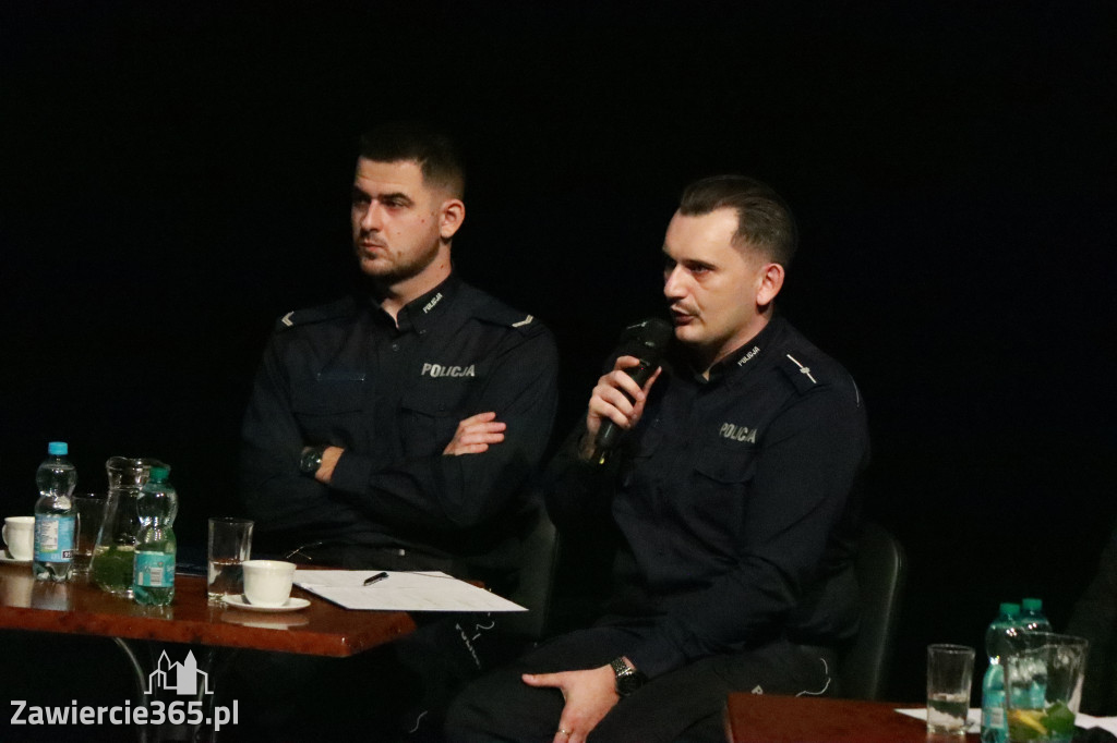 Fotorelacja: Razem przeciw mowie nienawiści w MOK Zawiercie