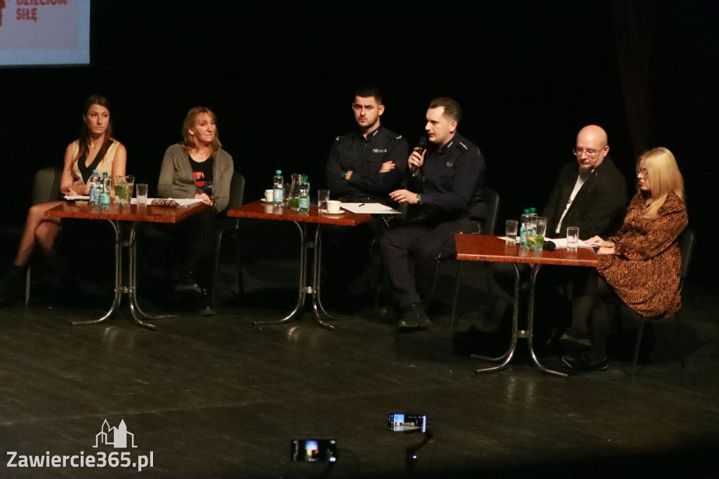 Fotorelacja: Razem przeciw mowie nienawiści w MOK Zawiercie