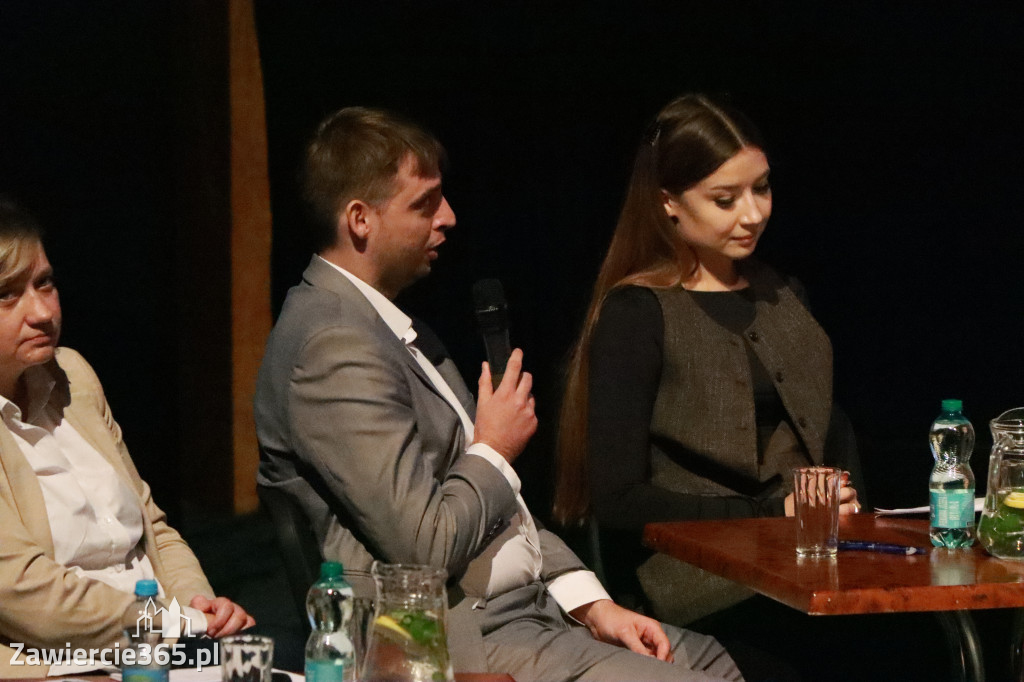 Fotorelacja: Razem przeciw mowie nienawiści w MOK Zawiercie