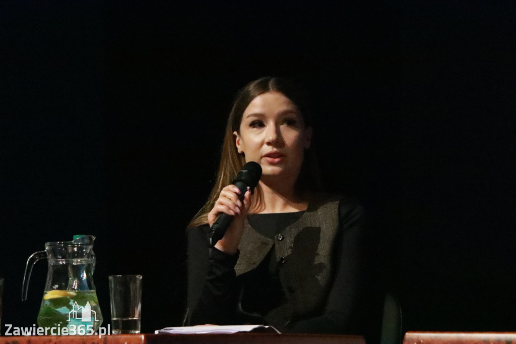 Fotorelacja: Razem przeciw mowie nienawiści w MOK Zawiercie