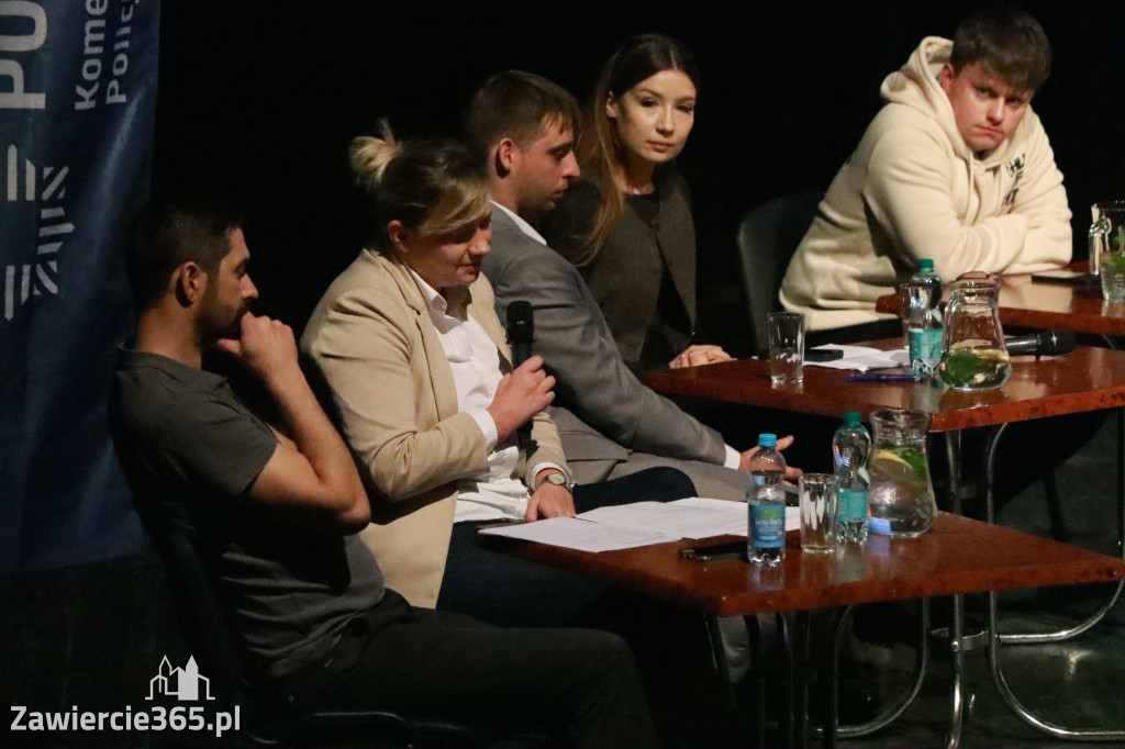 Fotorelacja: Razem przeciw mowie nienawiści w MOK Zawiercie