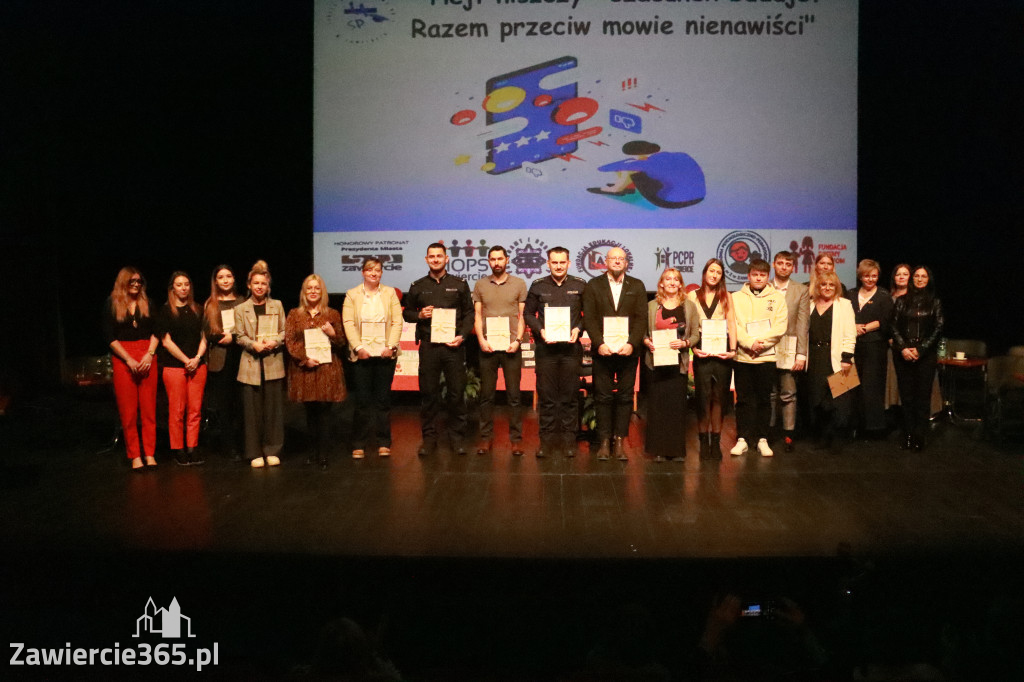 Fotorelacja: Razem przeciw mowie nienawiści w MOK Zawiercie