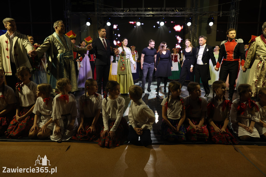 Fotorelacja II: Opera Verbum Nobile w Kroczycach w obiektywie Sławka Smolenia