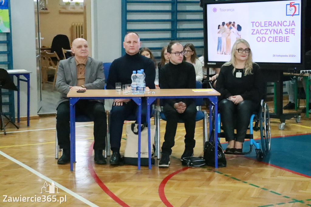 Fotorelacja: Panel dyskusyjny SP5 Zawiercie - Tolerancja zaczyna się od Ciebie!