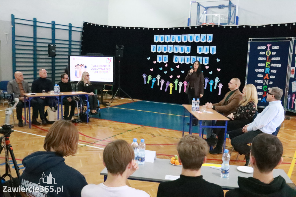 Fotorelacja: Panel dyskusyjny SP5 Zawiercie - Tolerancja zaczyna się od Ciebie!