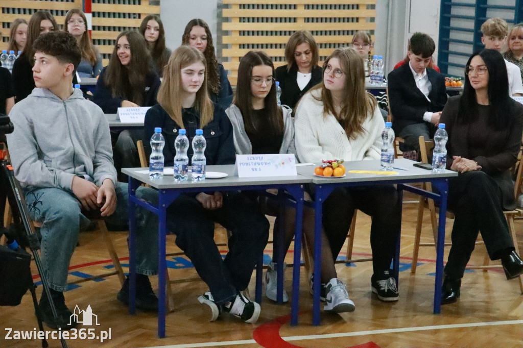 Fotorelacja: Panel dyskusyjny SP5 Zawiercie - Tolerancja zaczyna się od Ciebie!