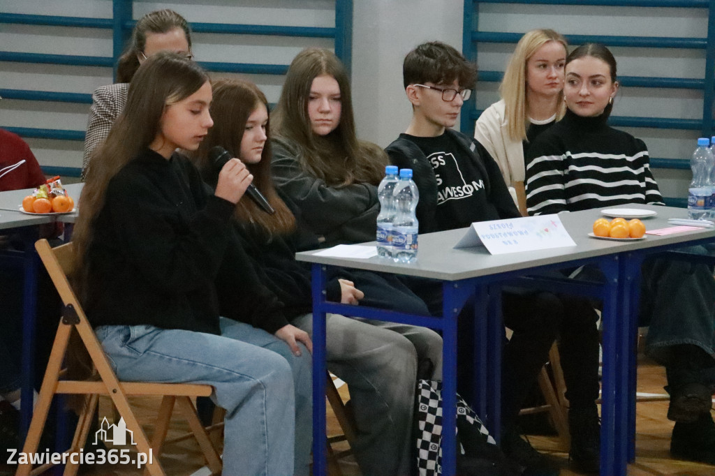 Fotorelacja: Panel dyskusyjny SP5 Zawiercie - Tolerancja zaczyna się od Ciebie!