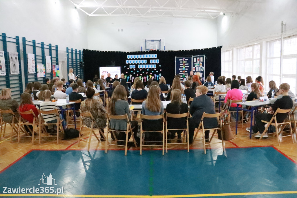 Fotorelacja: Panel dyskusyjny SP5 Zawiercie - Tolerancja zaczyna się od Ciebie!