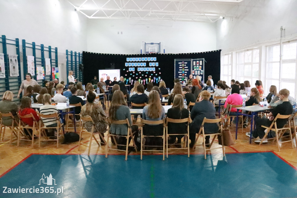 Fotorelacja: Panel dyskusyjny SP5 Zawiercie - Tolerancja zaczyna się od Ciebie!