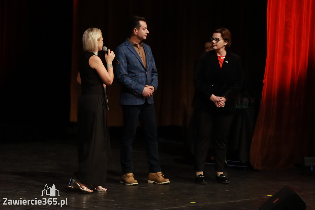 Fotorelacja: POKONAĆ BARIERY - Razem możemy więcej w MOK Zawiercie